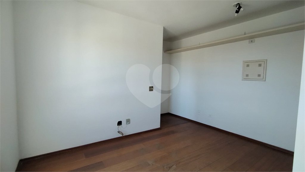 Apartamento à venda na Saúde, com 1 quarto e 1 vaga