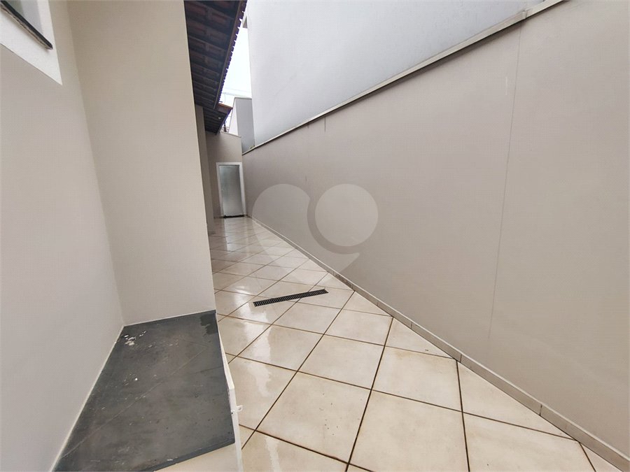 Casa à venda com 3 quartos, sendo 1 suíte,  no condomínio Bosque São Carlos, São Carlos - SP