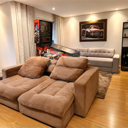 Apartamento com 3 dormitórios, 1 suíte, sala ampliada, varanda gourmet, planejados e 2 vagas. Condomínio com lazer completo e ótima localização em São Bernardo do Campo.