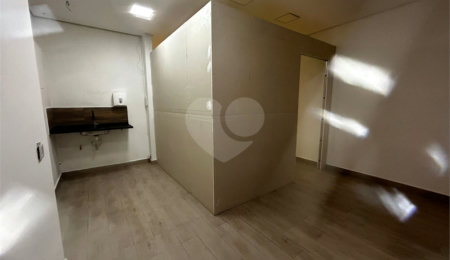 Sobrado à venda ou para alugar com 3 quartos em Higienópolis, São Paulo, SP