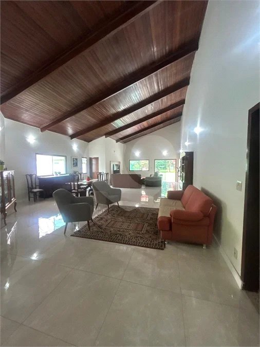 Condomínio à venda com 4 quartos, sendo 3 suítes, em São Joaquim, Vinhedo, SP