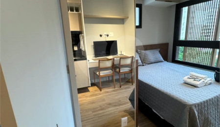 Apartamento à venda ou para alugar com 1 quarto em Moema, São Paulo, SP