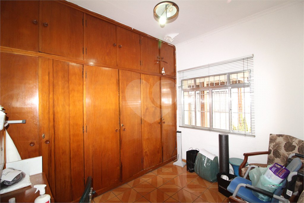 Casa a venda no bosque da saúde, com 3 dormitórios com 3 vagas de garagem.