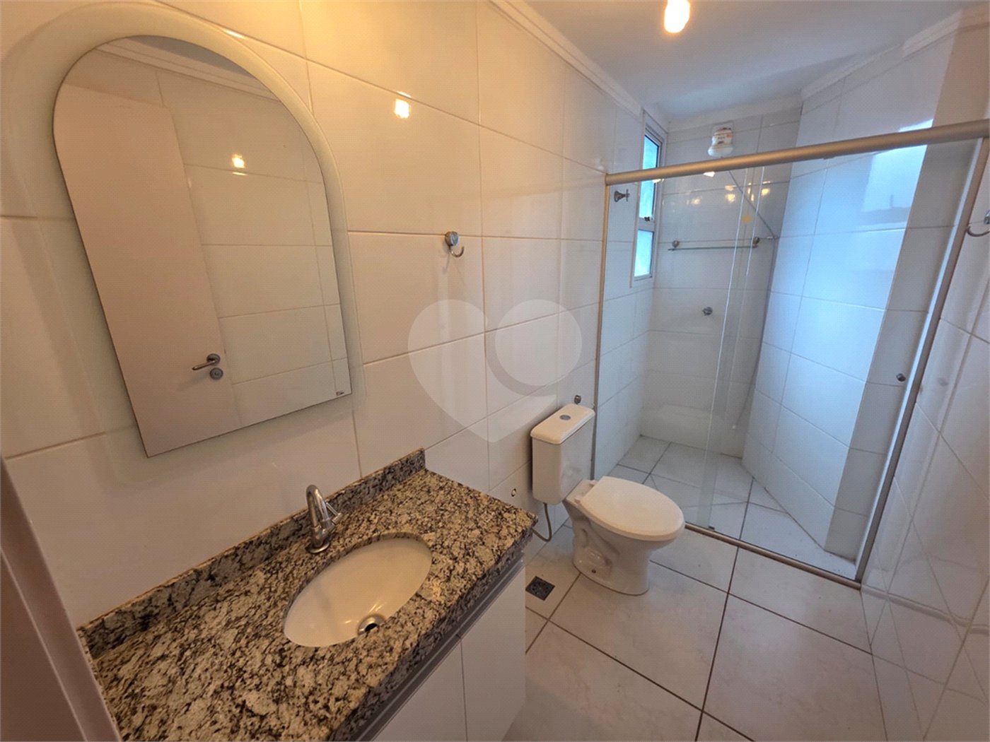 Apartamento 3 quartos i suíte e varanda Residencial Beatrice SPE