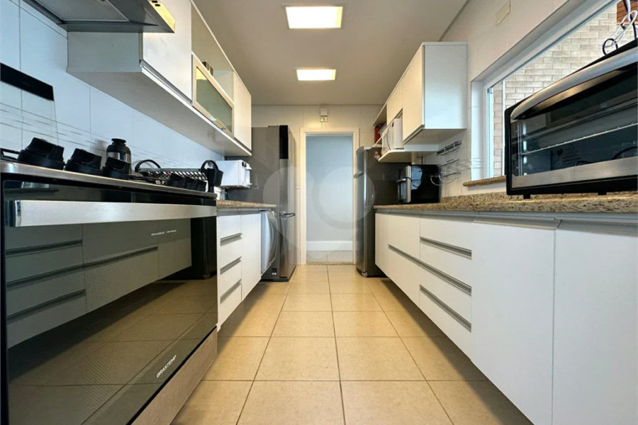 Cobertura à venda com 4 quartos, sendo 2 suítes,  em Riviera de São Lourenço, Bertioga, SP