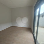 Casa exclusiva em Atibaia de alto padrão com 3 suítes, piscina, espaço gourmet, condomínio fechado, aceita financiamento