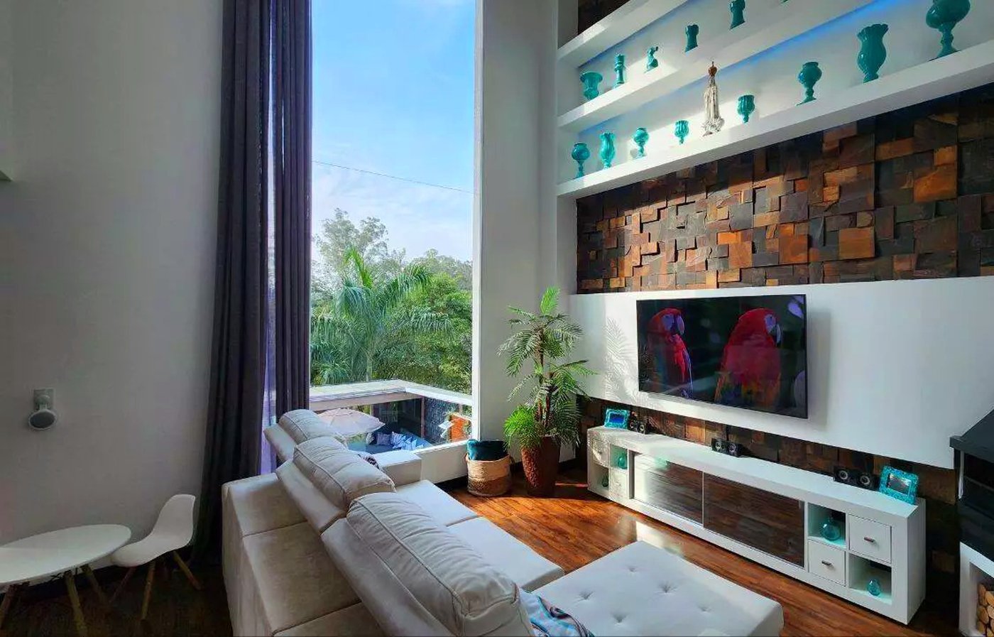Casa de Alto Padrão à venda com 4 quartos, sendo 1 suíte, em condomínio, Cotia - SP