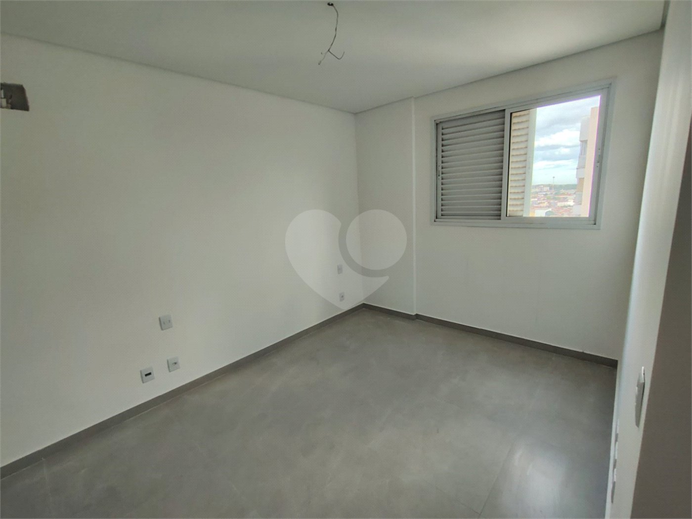 Apartamento com condomínio de clube 3 Dormitórios e 1 Suíte