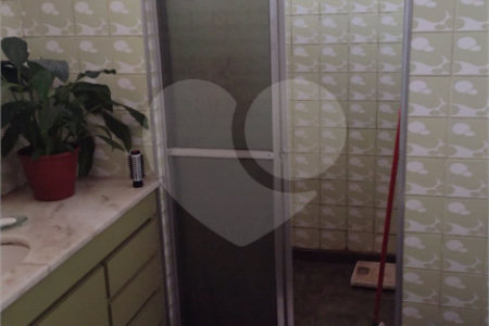 Apartamento na Região do Ipiranga à 8 Minutos do Metrô com 2 Dormitórios .