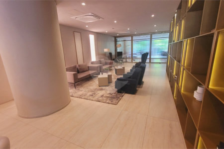 Studio sofisticado, totalmente mobiliado e pronto para morar