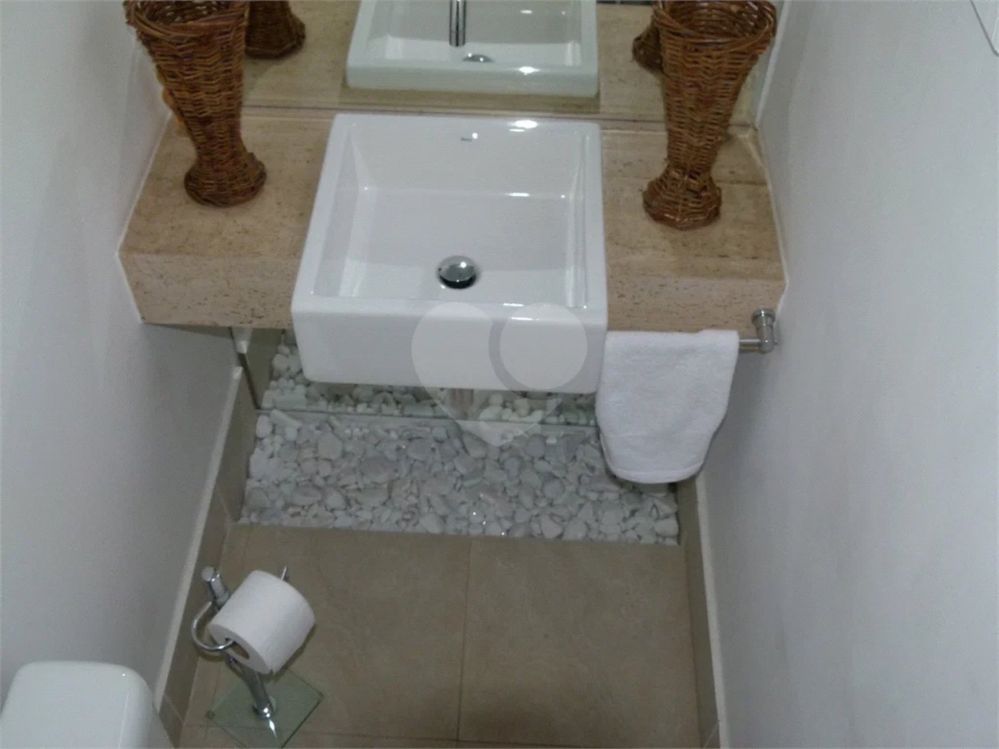 Cobertura Duplex com 126,metros quadrados próximo ao Shopping Pátio Paulista.