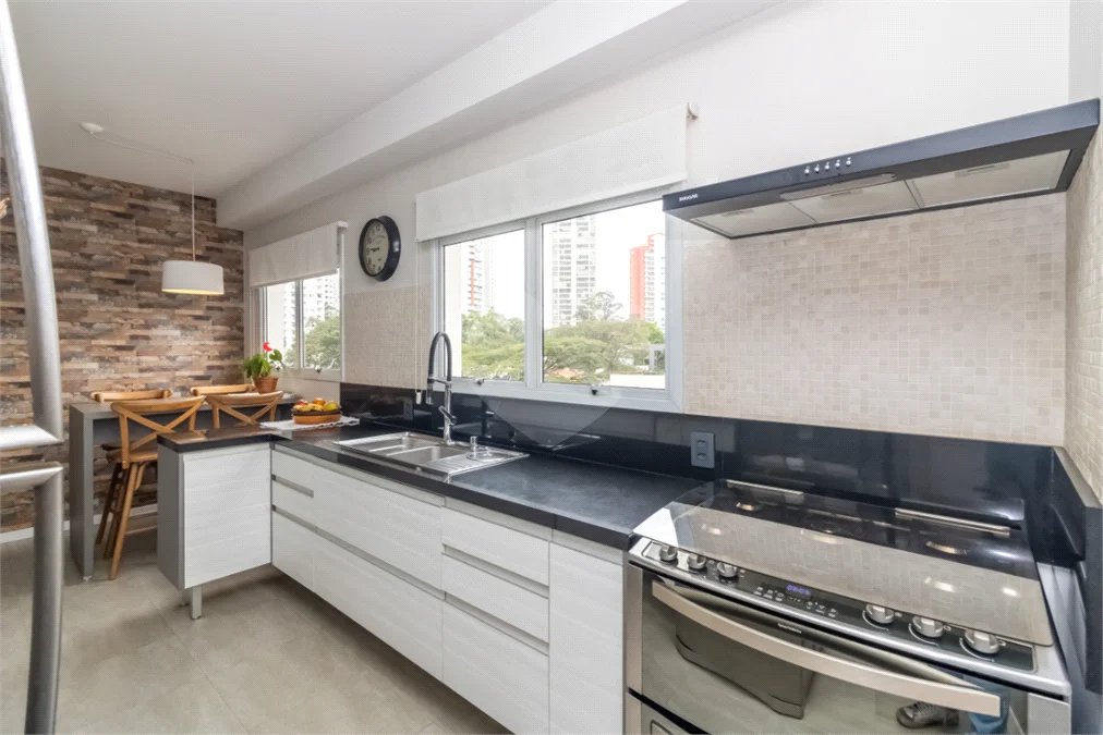 Apartamento à venda com 3 suítes em Alto da Boa Vista, São Paulo, SP
