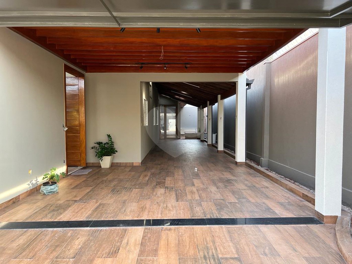 Linda casa a venda no Vale do Sol-Araraquara