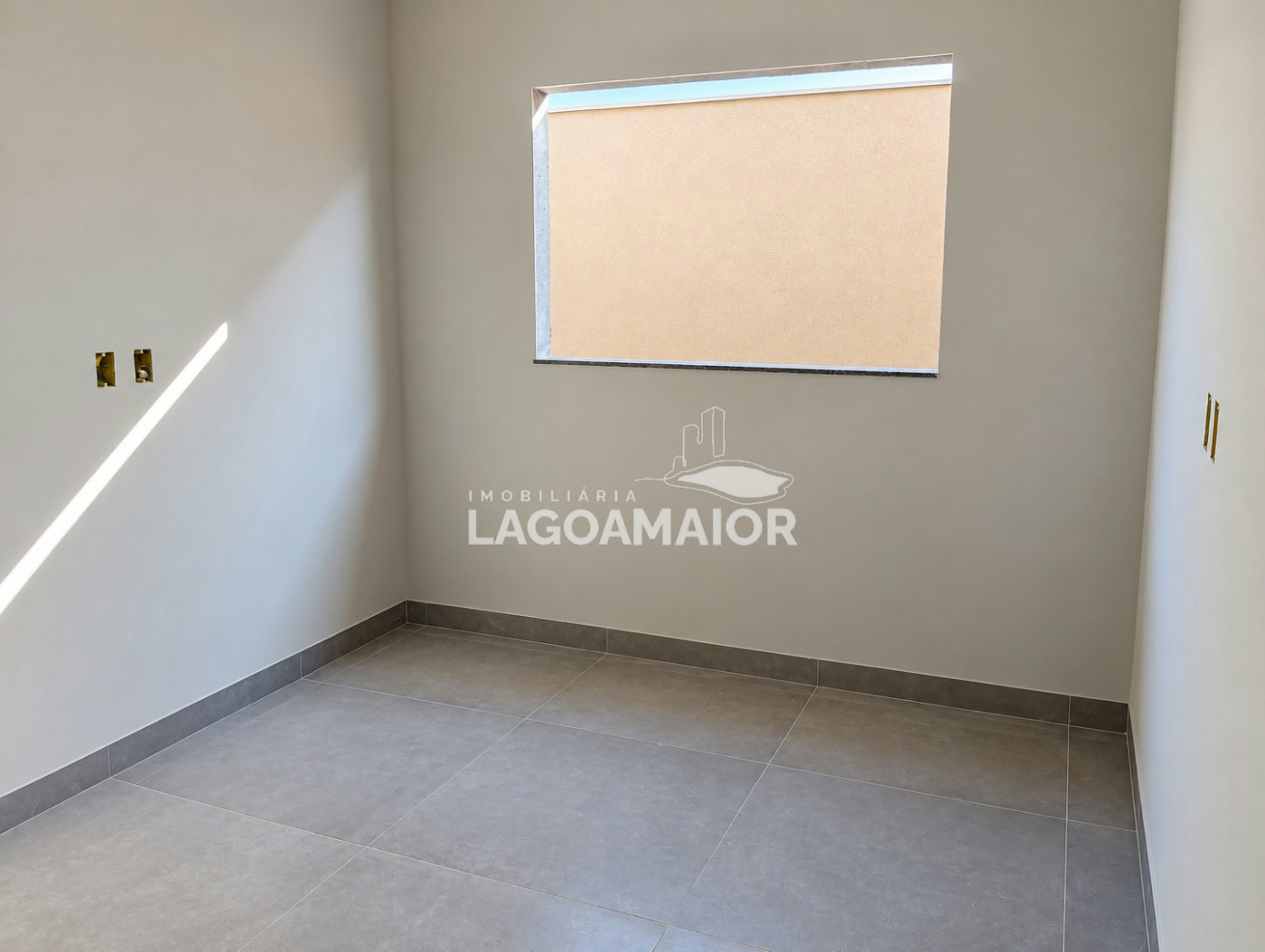 Casa à venda com 3 quartos, sendo 1 suíte, em Bela Vista da Lagoa, Três Lagoas - MS