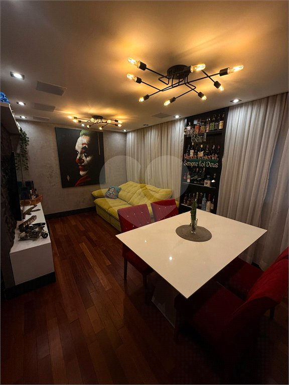 OPORTUNIDADE ÚNICA – APARTAMENTO COMPLETO, MOBILIADO E PRONTO PARA MORAR