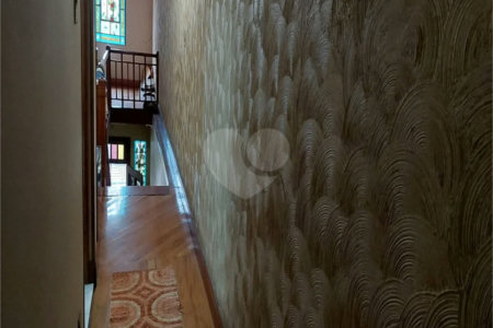 Casa com dois pavimentos na Barra Funda: