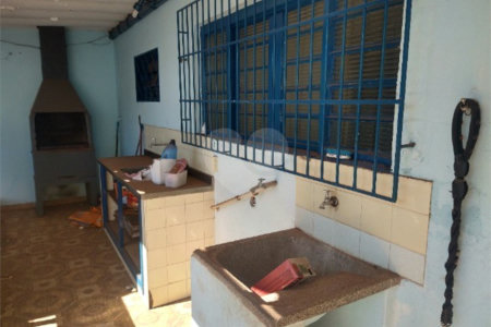 Casa térrea no Centro em Araraquara/SP, com 4 dormitórios