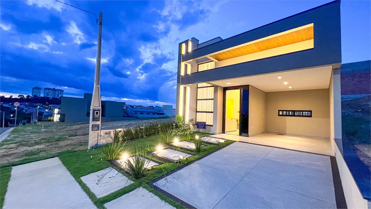 Indaiatuba - Casa condomínio Park Vista Real - AT : 200m - AC : 140m - Boiller Instalado - torneiras quentes - 3 quartos : sendo 1 suite - Suite - Ar Condicionado Samsung 12 Btu’s; arandelas de cabeceira , Dommus Closet . Esquadria , porta automática . 2 Quartos - Ar Condicionado Samsung 9 Bt