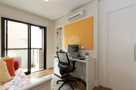 Apartamento de 233 m² à venda em Higienópolis com 4 dormitórios.