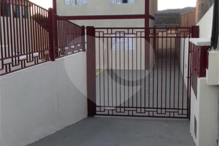 Apartamento a venda em Atibaia com 2 dormitórios.