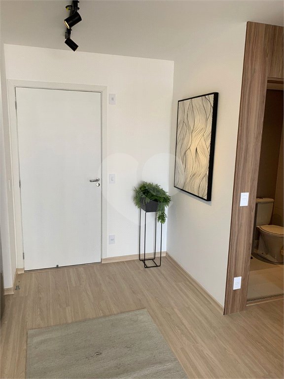 Apartamento novo na Vila Mariana com varanda
