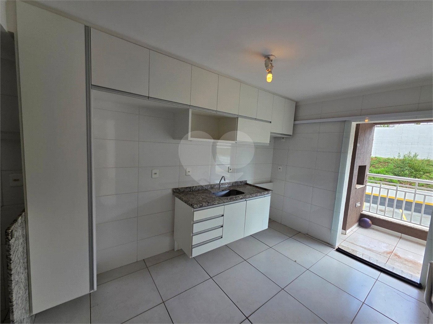 Apartamento 3 quartos i suíte e varanda Residencial Beatrice SPE