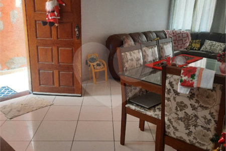 Casa com 120m², 3 dormitórios, sendo 2 suítes, 4 vagas, à venda na Vila Matilde.
