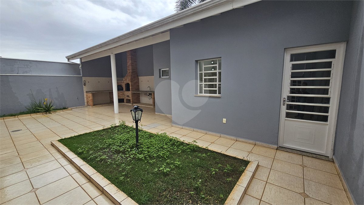 Casa Locação e Venda Condomínio Portal de Itaici 04 Dormitórios 02 suítes