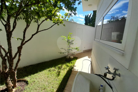 Casa à Venda no Condomínio Damha III – Elegância e Conforto para sua Família