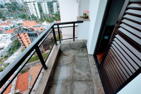 Apartamento para venda na Mooca com 4 suítes, 5 vagas. Condomínio Europa Cicero.