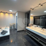 Casa à venda ou para alugar com 4 suítes no condomínio Campo de Toscana, Vinhedo - SP
