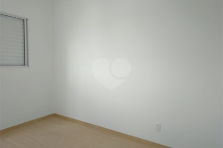 Apartamento no Residencial Flor de Liz