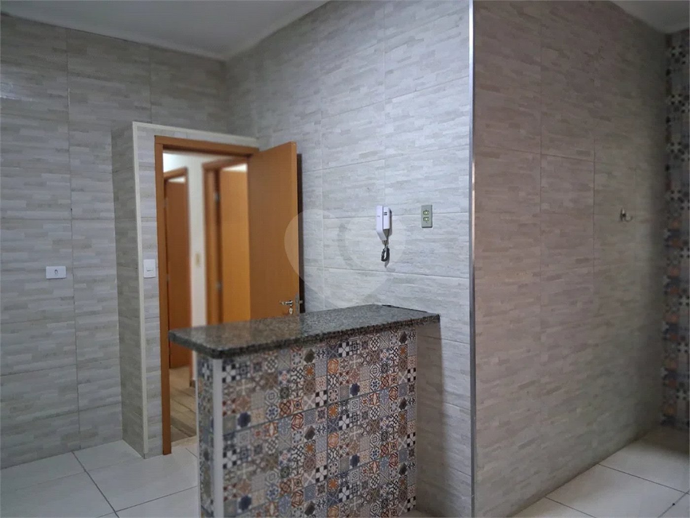 Casa ampla com 3 dormitórios, 2 vagas , quintal Parada Inglesa