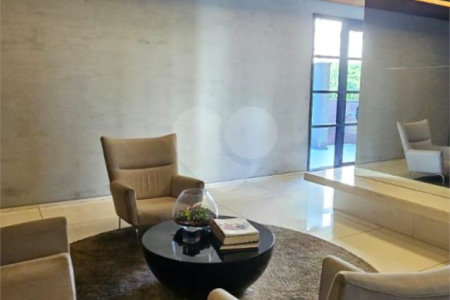 Apartamento no Itaim Bibi de 45m2 com 1 dorm, 1 banheiro, 1vaga. Estuda permuta. Viva a um passo dos melhores shoppings, hospitais, escolas e rodovias principais com 1 dorm, 1 banheiro, 1 vaga. Estuda permuta