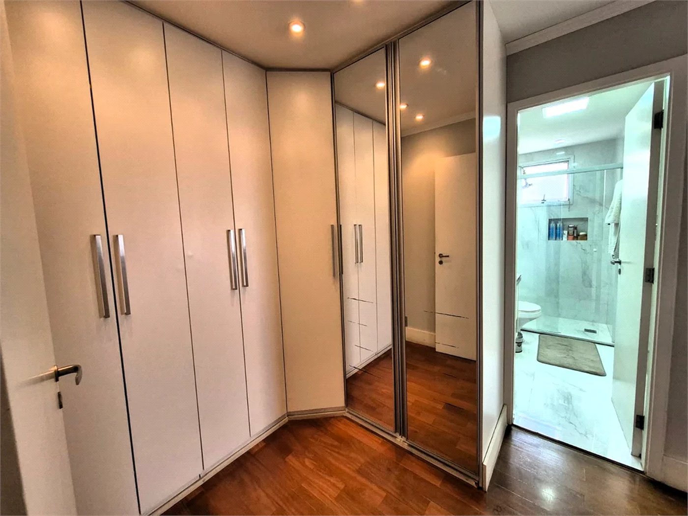 Apartamento à venda com 3 suítes em Lar São Paulo, São Paulo, SP