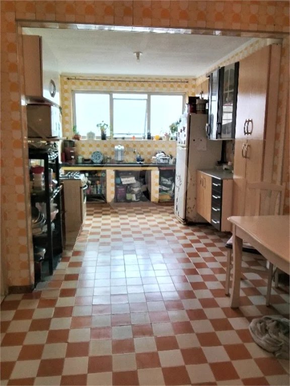 Apartamento com 83m² , 2 dormitórios , 2 vagas , à venda no bairro Cerâmica em São Caetano do Sul.