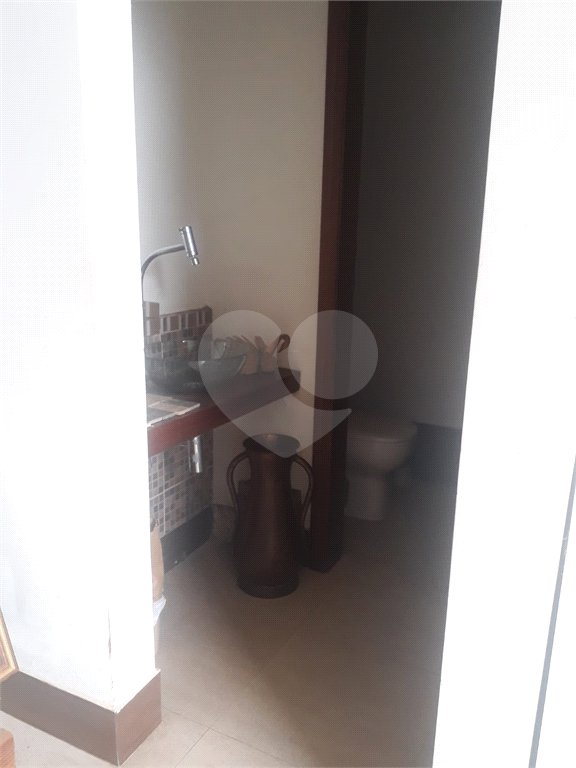 Sobrado à Venda no Condomínio Picollo Villagio com mobilha