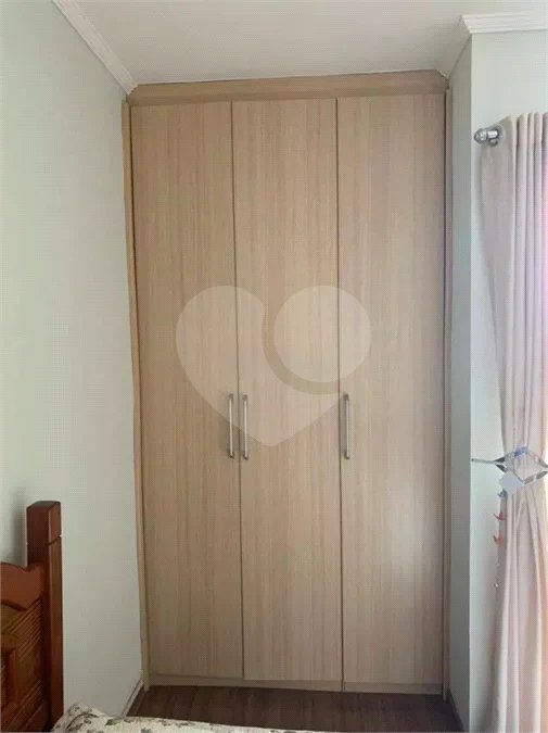 Apartamento em Atibaia com 2 dormitórios (1 suíte), 1 vaga de garagem, elevador, área de lazer com piscina