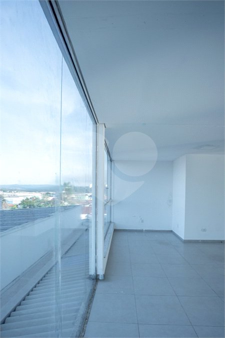 Lindo Salão Comercial para locação com 924m2 no Centro de Atibaia