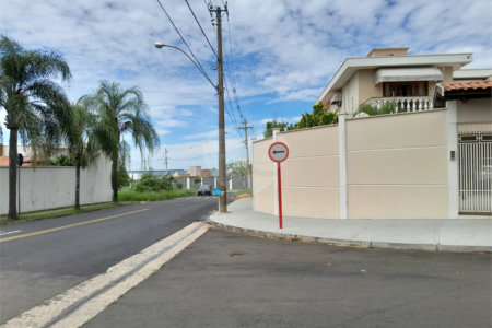 Casa para venda no Planalto Paraíso.