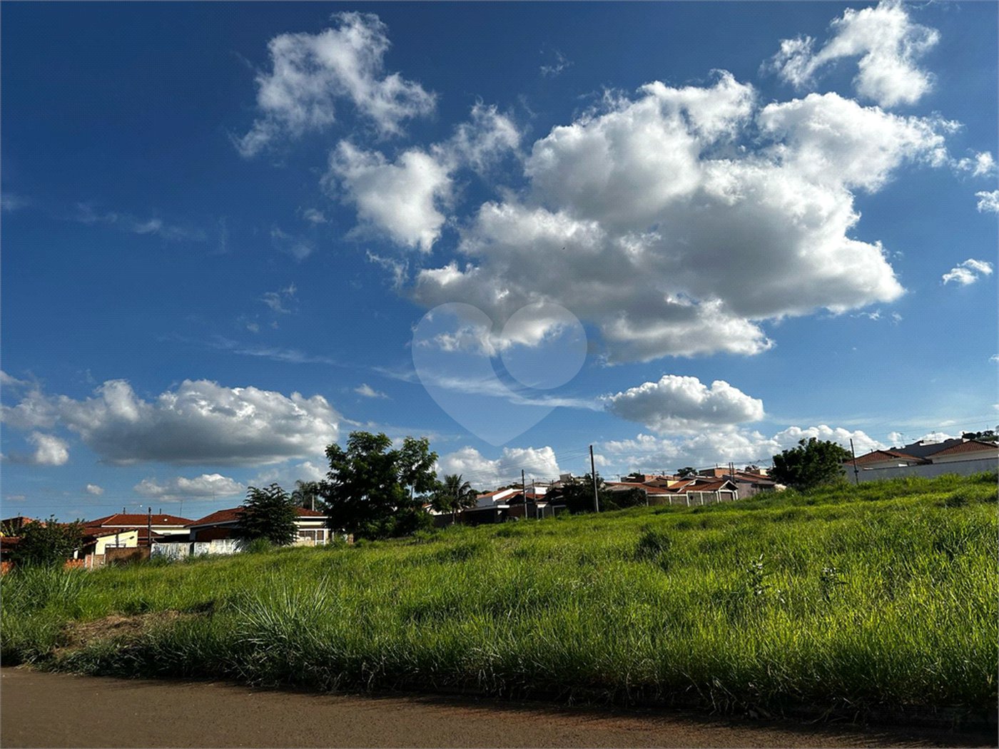 Área à Venda em Descalvado – 8.900 m² | Excelente Localização