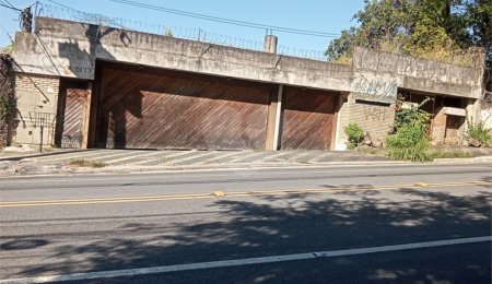 Sobrado à venda com 5 quartos, sendo 1 suíte,  em Morumbi, São Paulo, SP
