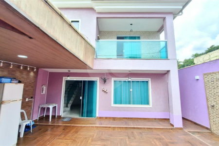 Excelente Casa 3 Quartos (2 Suítes + Closet) | Energia Solar | Área Gourmet | 2 Vagas | Condomínio Fechado