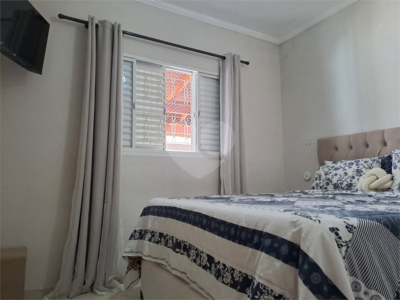 Casa à venda com 3 quartos em Popular III, Louveira, SP