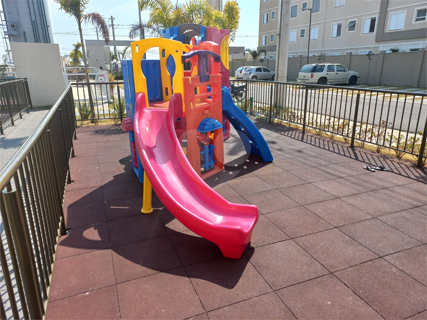 Apartamento no condomínio Monte Berlim