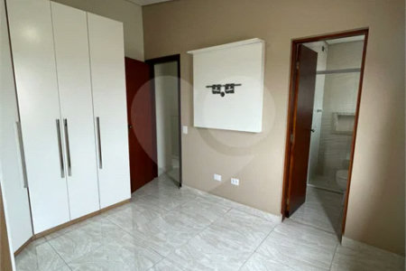 Casa para alugar com 3 quartos, sendo 1 suíte, no condomínio Florenz, Mogi das Cruzes - SP