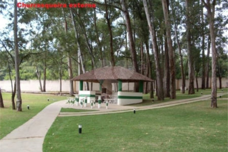 Maison Du parc- condominio de altissimo padrão - lote plano com 495,00 ms- R$ 1.920.000,00 - condominio - R$ 1.100,00 - iptu - R$ 800,00 - Área de lazer: Quadra de Tênis - Quadra Poliesportiva - campo de Futebol - Quadra de Squash - Academia - Playground - Sistema de Segurança 24hs com cerca elétri