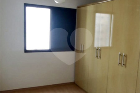 Apartamento de 01 dormitório com terraço e vaga perto do metrô