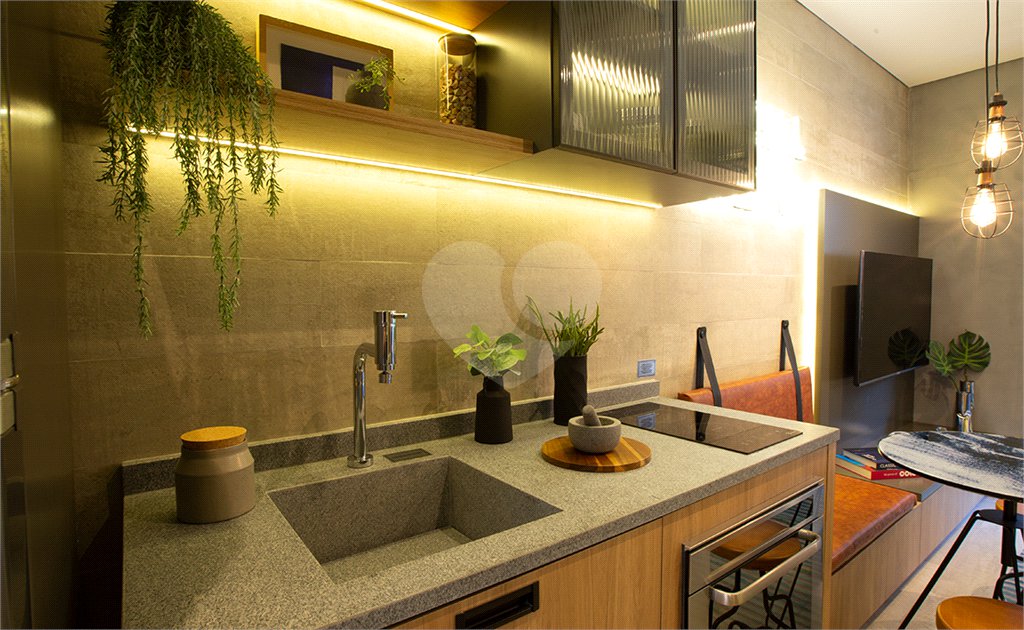 APARTAMENTO Á VENDA EM SP LUZ CENTRO