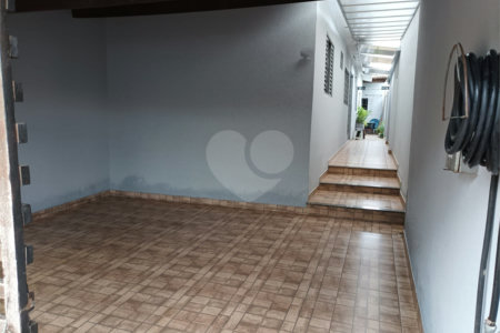Casa térrea para venda em Ibaté/SP,